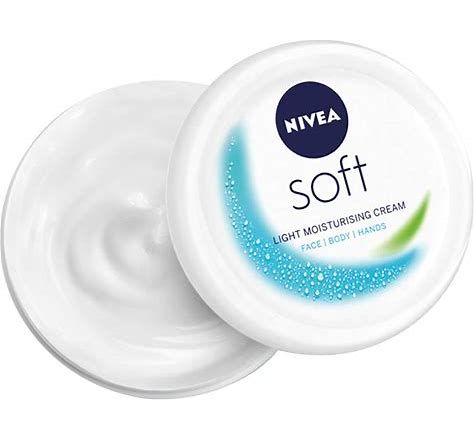 Nivea Soft Moistrurizing 50ml